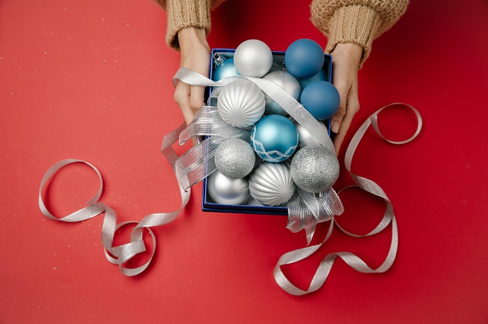 Christmas gift ideas for friends under $20